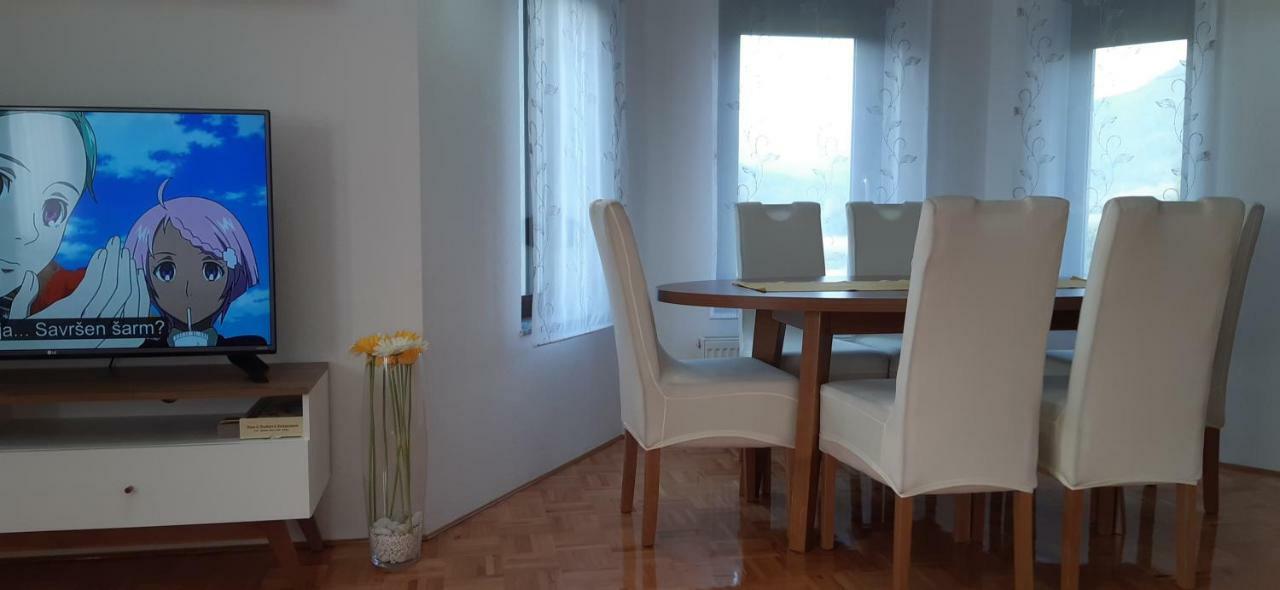 Apartment Golden Fields Smoljanac Exterior foto
